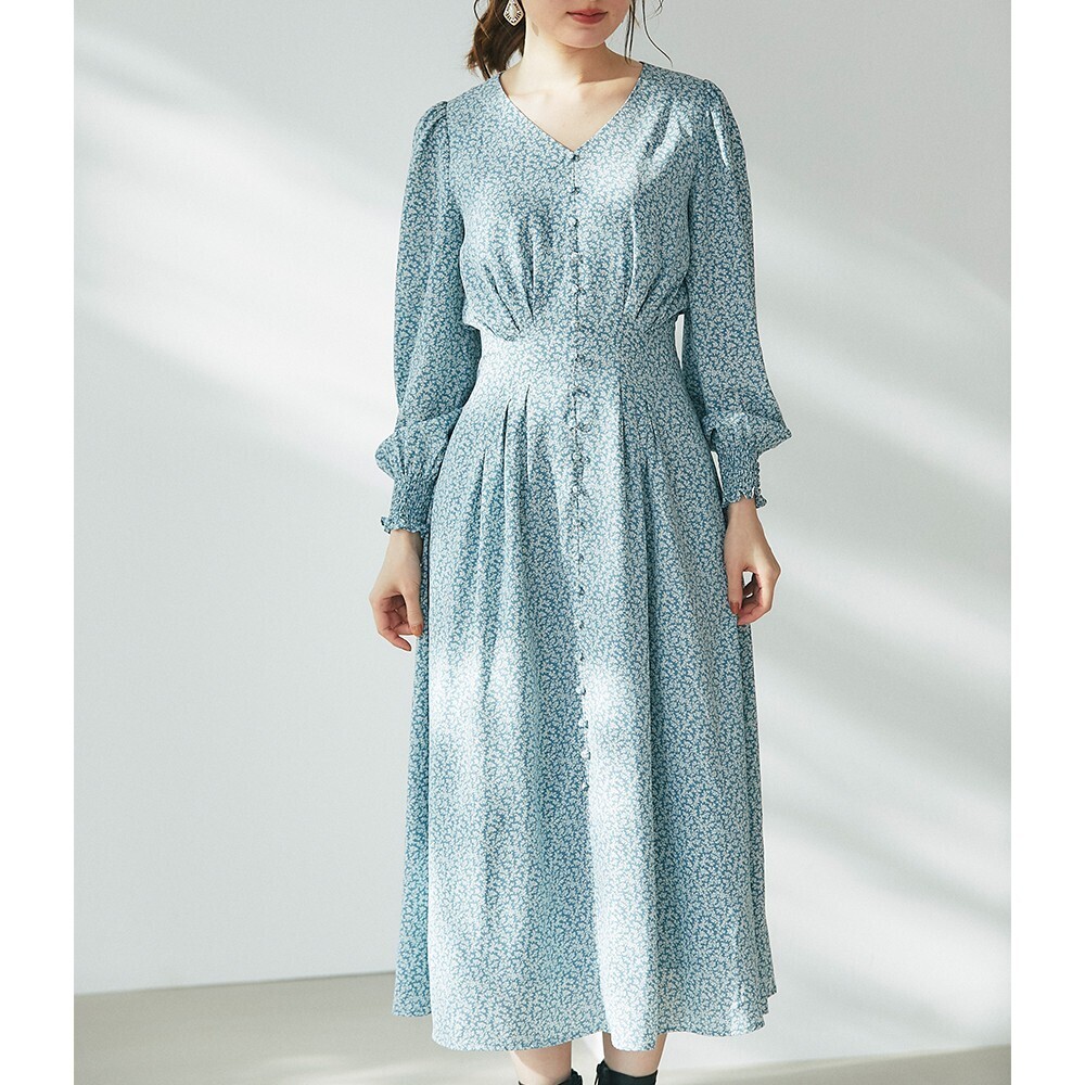 tocco ウエストりぼん付きフロントタックシャーリングフラワープリントワンピース