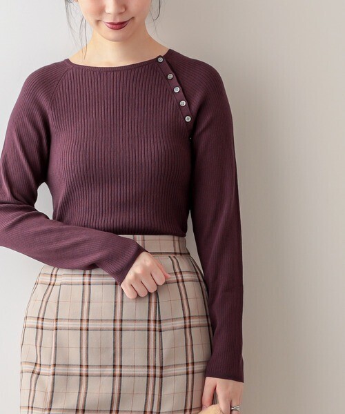 natural couture ちび釦オープンネックリブニット