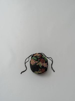 NE QUITTEZ PAS Paisley Emb Pouch