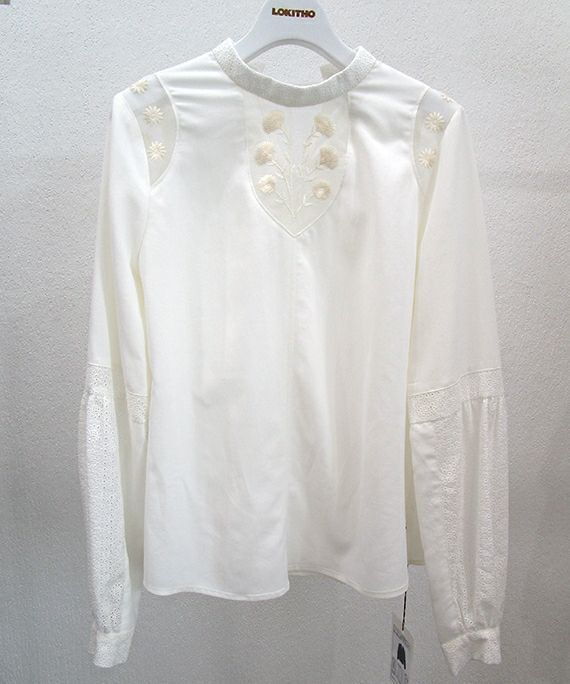 LOKITHO SPOT EMB. BLOUSE