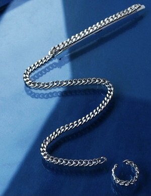 D.U.E long chain pin & ear cuff