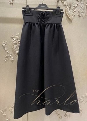 Dior レースアップスカート