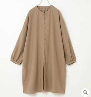 ikka くるみボタンチュニック