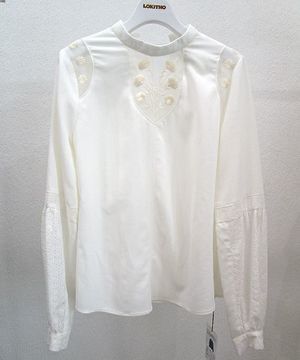 LOKITHO 《21SS予約》SPOT EMB. BLOUSE