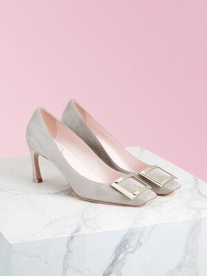 Roger Vivier 「トランペット」スエード パンプス