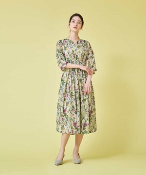 Sybilla WELL BEING フラワープリントドレス